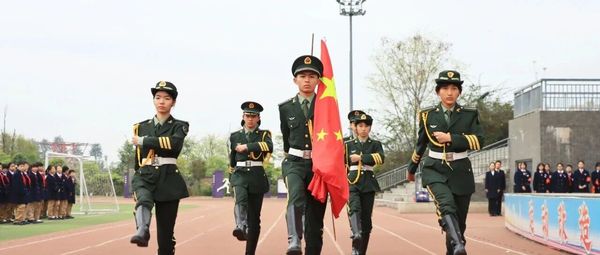 文章附图