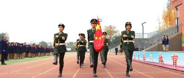 文章附图