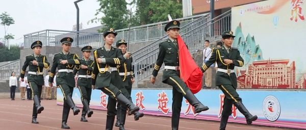 文章附图