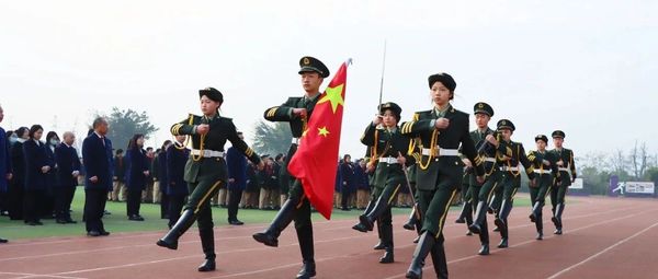 文章附图
