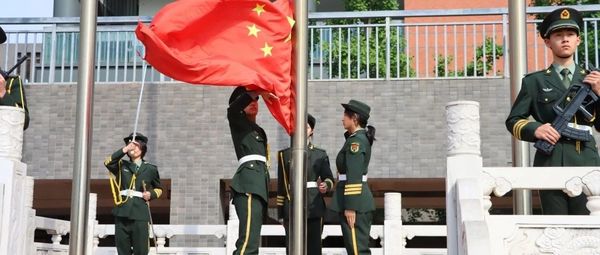 文章附图